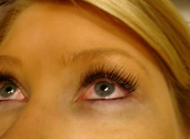 11-1-11_After_Lashes_other_side_view.JPG